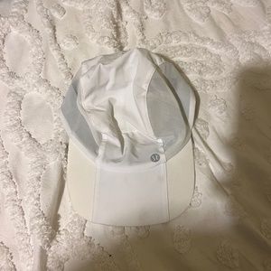 Men's Fast and Free Running Hat Elite white